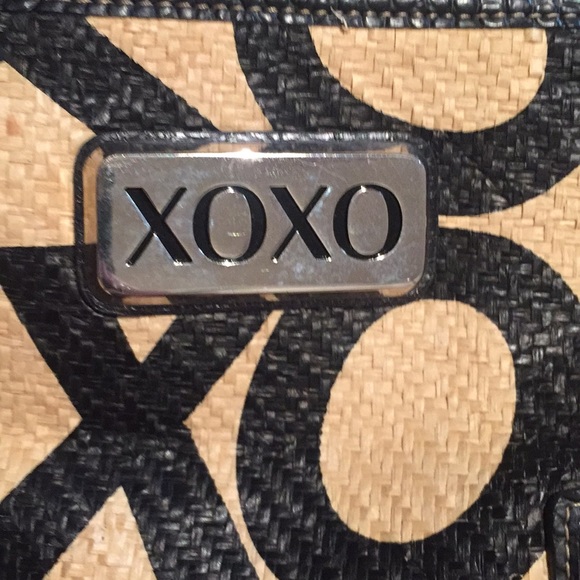 XOXO Black & Beige woven small purse NEW - Picture 2 of 7